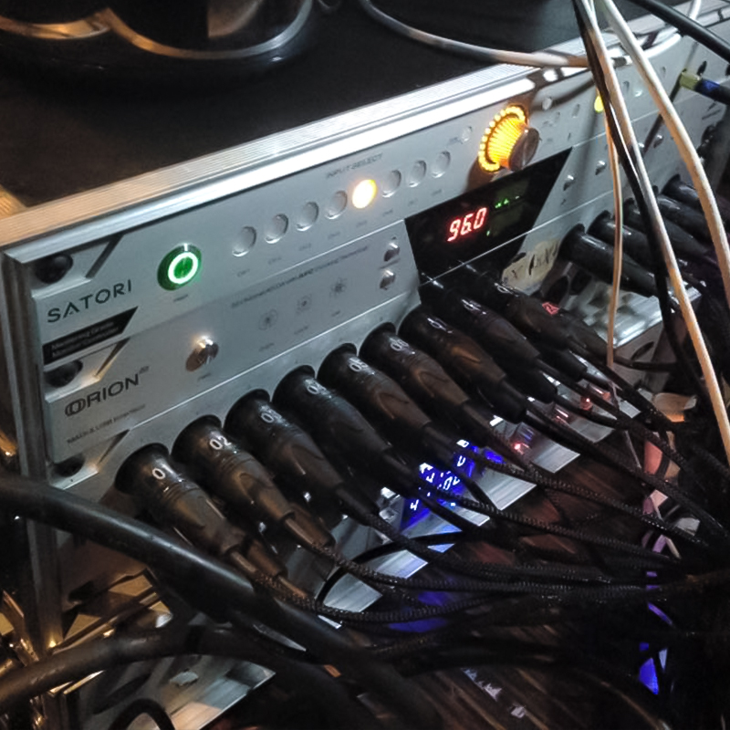 Фото Antelope Audio MP 32