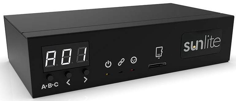 Фото DMX интерфейс для управления сценическим и архитектурным оборудованием SUNLITE-FC. USB