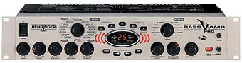Фото BEHRINGER BASS V-AMP PRO