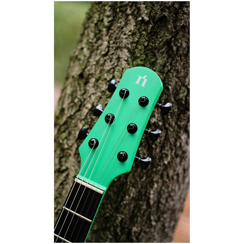 Фото Электрогитара смарт NEBULA SEEKER Mint Green