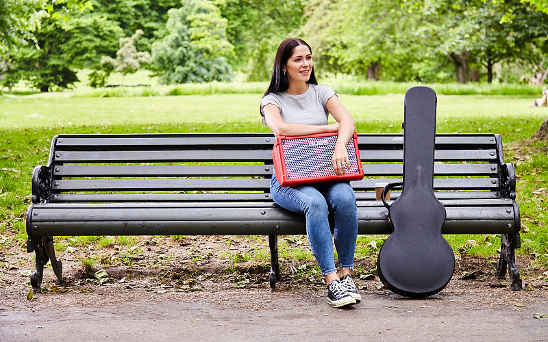 Фото Комбоусилитель для электрогитар BOSS CUBE-ST2