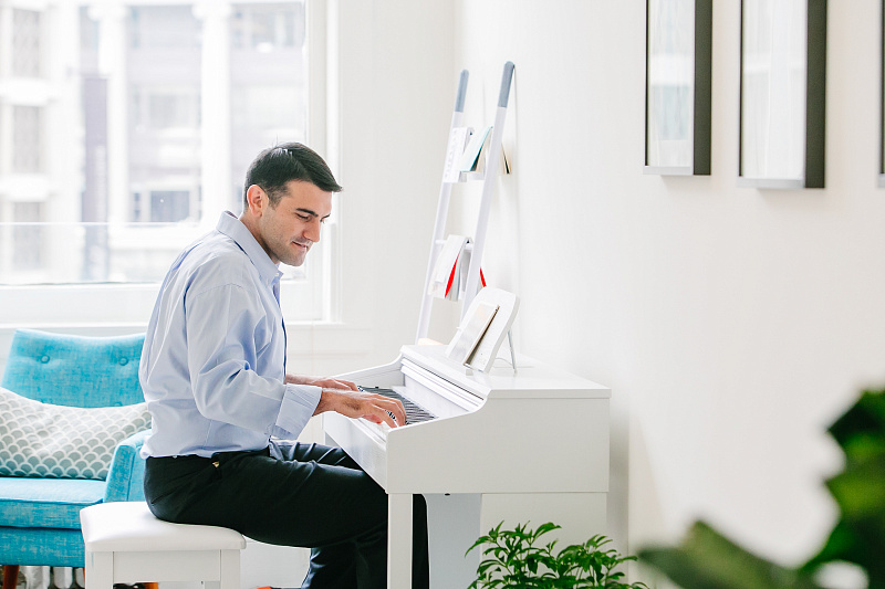 Фото The ONE piano white