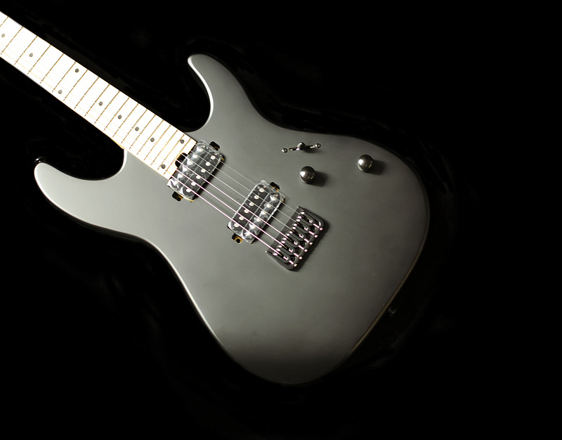 Фото Электрогитара Magna 2000E-SBK