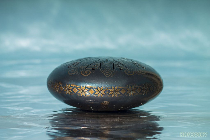 Фото KSY.30.C.e.1-2x Глюкофон 30см, полукруглые лепестки, двусторонний, гравировка "Триксель", Kosmosky