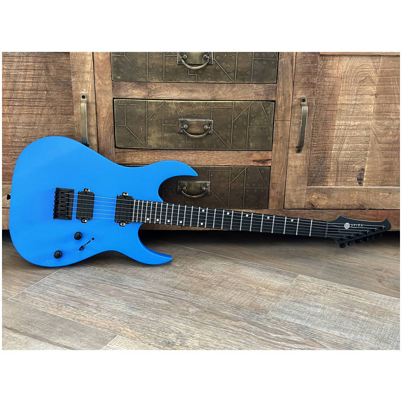 Фото Электрогитара SPIRA S-400 MBL